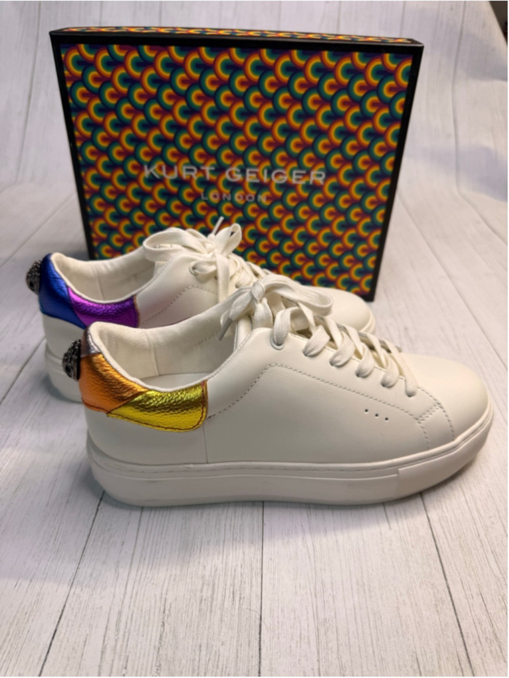 Kurt Geiger Laney Eagle Rainbow Leather Sneakers US 9 NIB - Picture 2 of 11